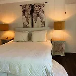 Nu Apartment